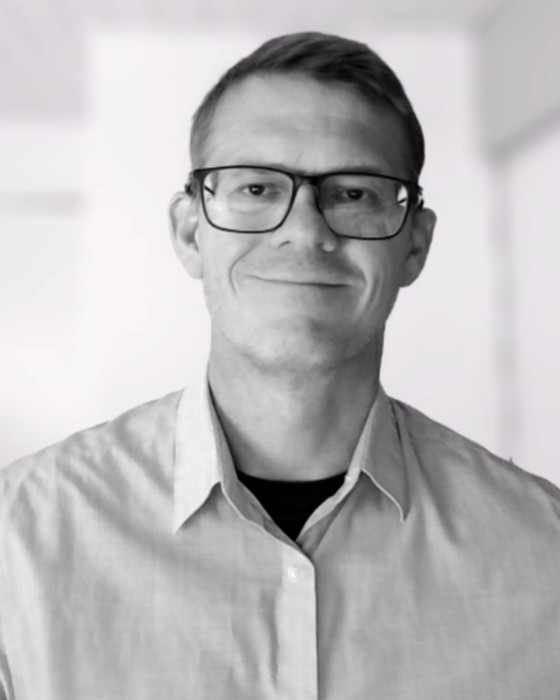 Spliid, sort-hvid portræt, 2026